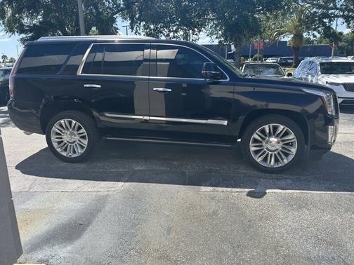 2016 Cadillac Escalade Platinum