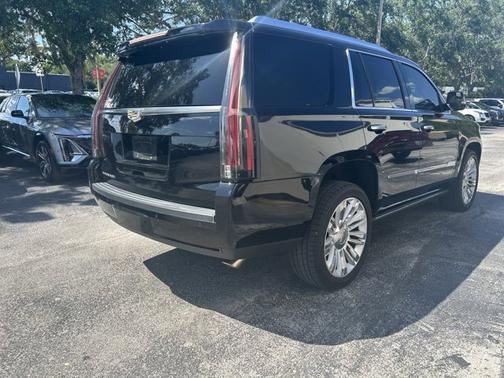 2016 Cadillac Escalade Platinum