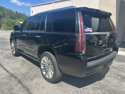 2016 Cadillac Escalade Platinum