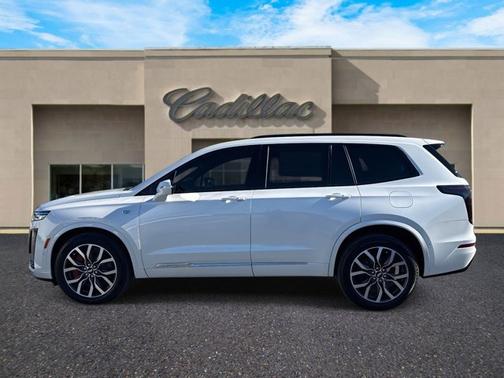 2025 Cadillac XT6 Sport AWD