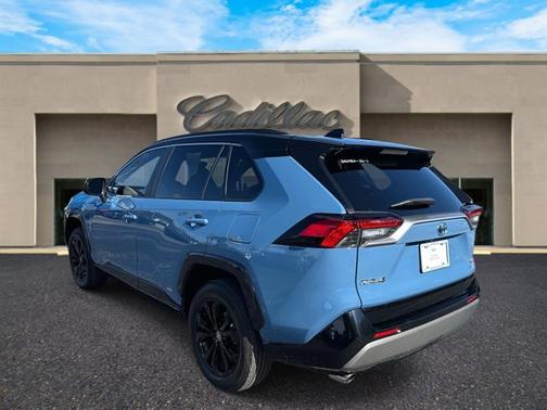 2023 Toyota RAV4 Hybrid SE
