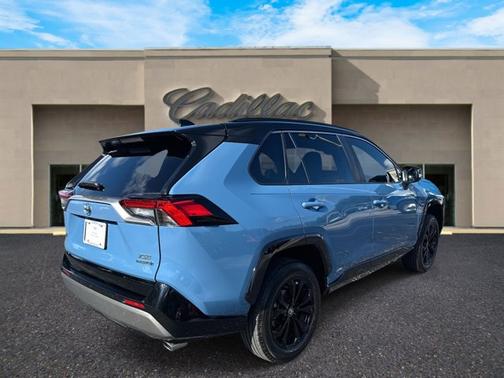 2023 Toyota RAV4 Hybrid SE