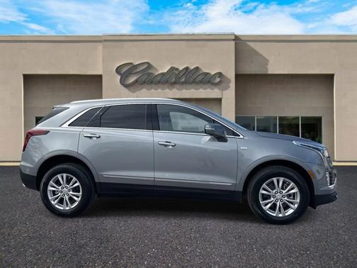 2026 Cadillac XT5 Luxury