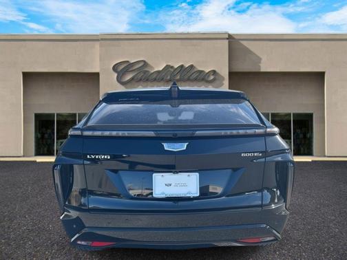 2024 Cadillac LYRIQ Sport