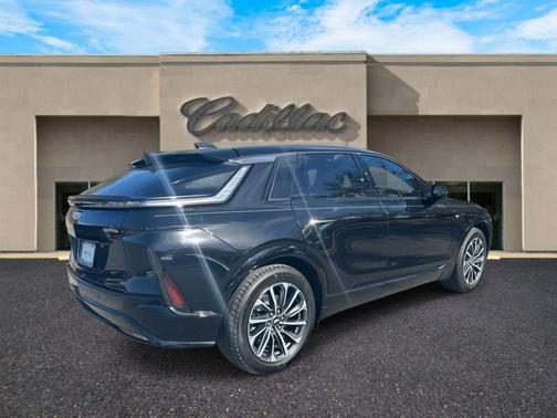 2024 Cadillac LYRIQ Sport