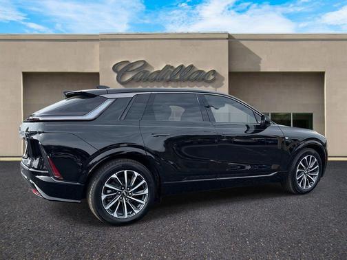 2024 Cadillac LYRIQ Sport