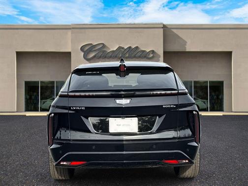 2024 Cadillac LYRIQ Sport