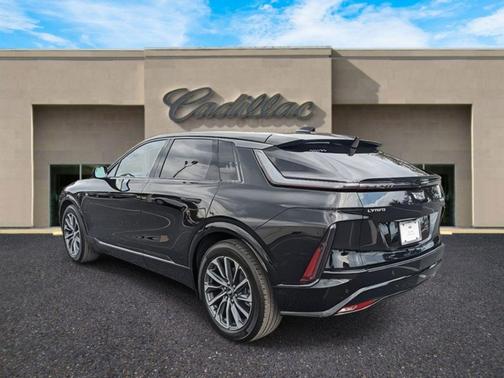 2024 Cadillac LYRIQ Sport