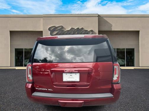 2019 GMC Yukon XL SLT