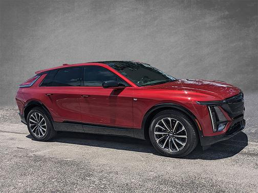 2025 Cadillac LYRIQ Sport