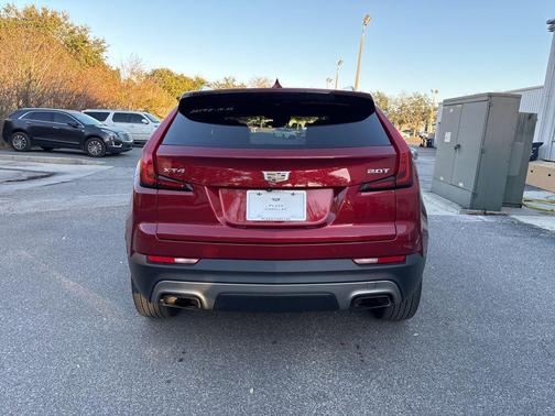 2019 Cadillac XT4 Premium Luxury