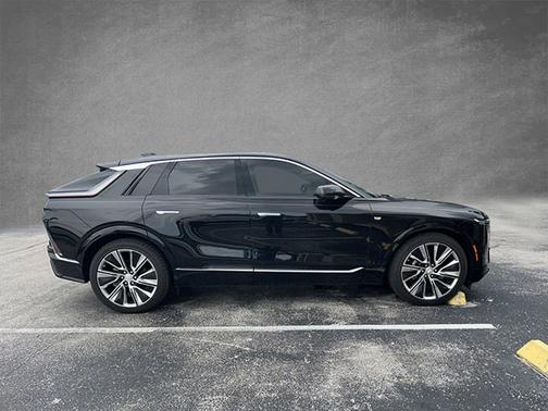 2024 Cadillac LYRIQ Luxury