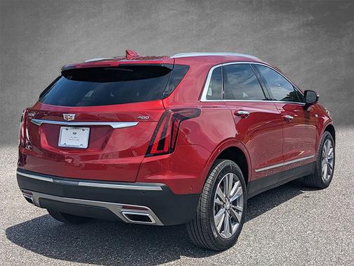 2025 Cadillac XT5 FWD Premium Luxury