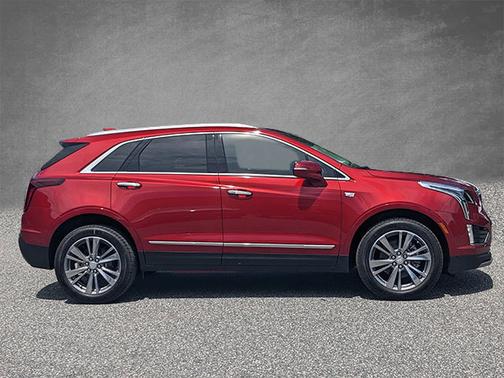 2025 Cadillac XT5 FWD Premium Luxury