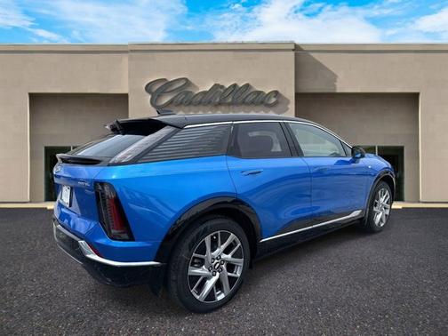 2025 Cadillac OPTIQ Luxury
