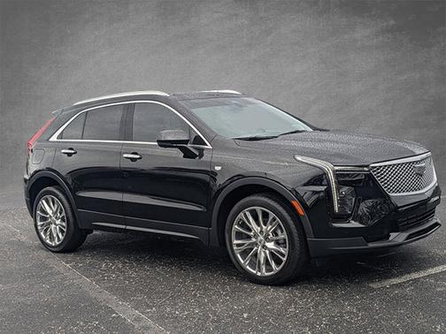2025 Cadillac XT4 FWD Premium Luxury
