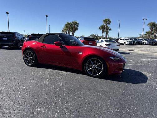 2016 Mazda MX-5 Miata Grand Touring