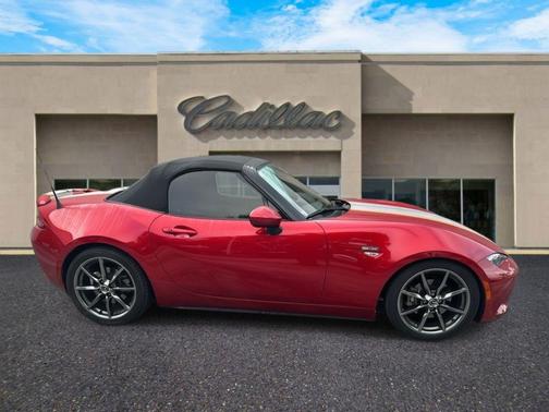 2016 Mazda MX-5 Miata Grand Touring