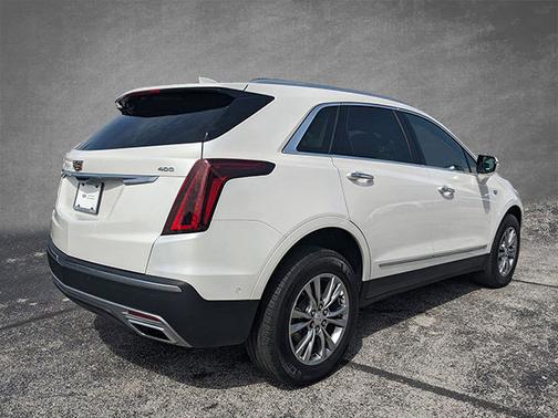 2022 Cadillac XT5 FWD Premium Luxury