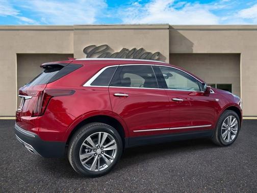 2026 Cadillac XT5 Premium Luxury