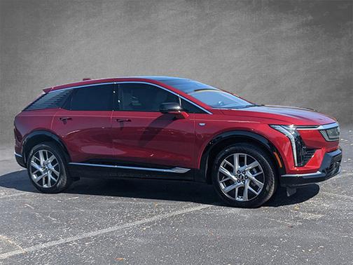 2025 Cadillac OPTIQ Luxury