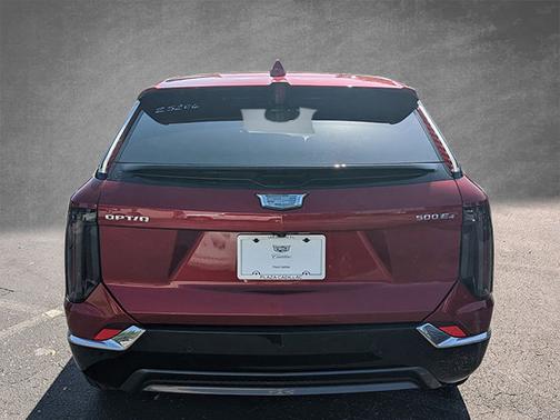 2025 Cadillac OPTIQ Luxury