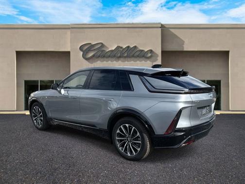 2026 Cadillac LYRIQ Premium Sport