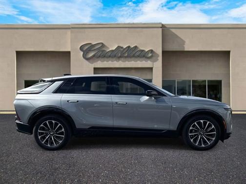 2026 Cadillac LYRIQ Premium Sport