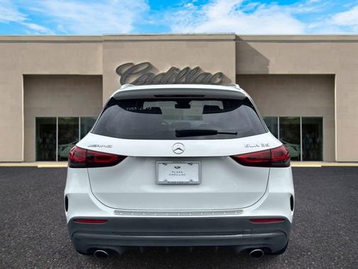 Polar White 2023 Mercedes-Benz AMG GLA 35 4MATIC
