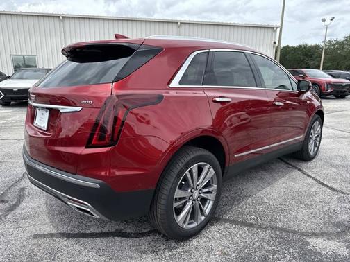 2025 Cadillac XT5 FWD Premium Luxury