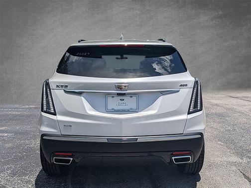 2025 Cadillac XT5 AWD Sport