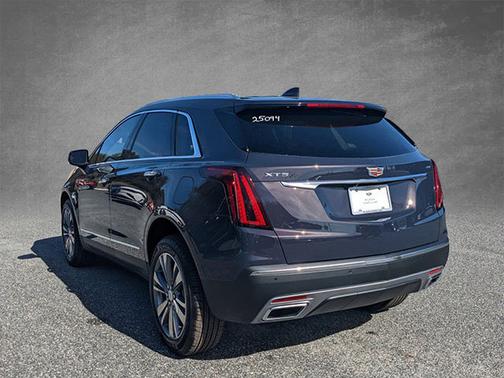 2025 Cadillac XT5 FWD Premium Luxury