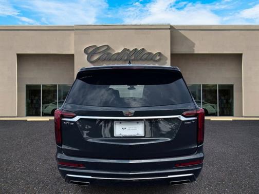 Wilder Metallic 2023 Cadillac XT6 Luxury FWD