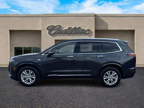 Wilder Metallic 2023 Cadillac XT6 Luxury FWD