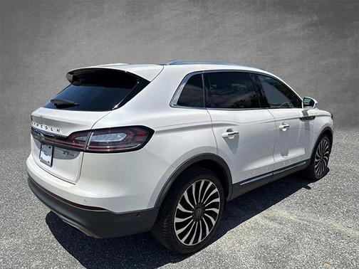 2019 Lincoln Nautilus Black Label
