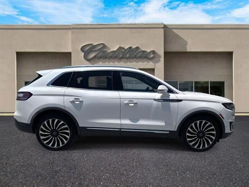 2019 Lincoln Nautilus Black Label