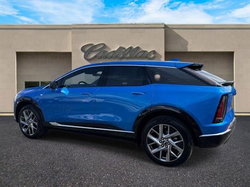 Coastal Blue Metallic 2026 Cadillac OPTIQ Premium Luxury