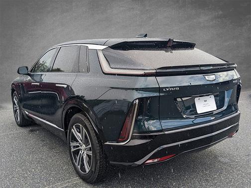 2024 Cadillac LYRIQ Tech