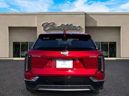 2026 Cadillac OPTIQ Premium Luxury