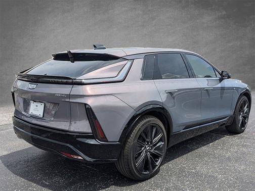 2024 Cadillac LYRIQ Sport