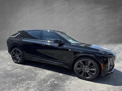 2025 Cadillac LYRIQ Sport