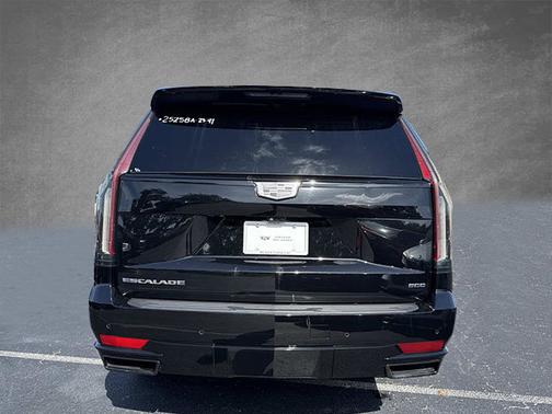 2023 Cadillac Escalade ESV 4WD Sport Platinum