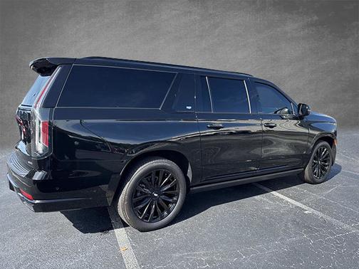 2023 Cadillac Escalade ESV 4WD Sport Platinum