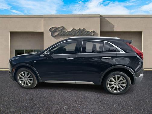 2021 Cadillac XT4 Premium Luxury