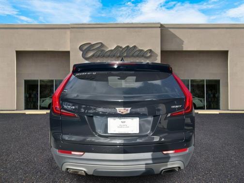 2021 Cadillac XT4 Premium Luxury