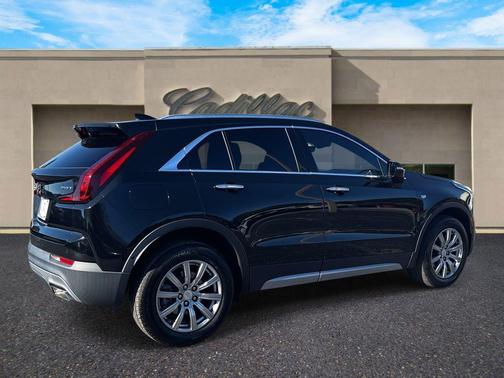 2021 Cadillac XT4 Premium Luxury