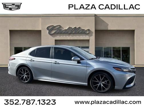 2024 Toyota Camry Hybrid SE