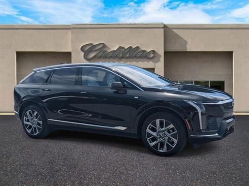 2025 Cadillac OPTIQ Luxury 1 AWD