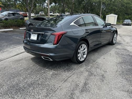 2022 Cadillac CT5 Premium Luxury