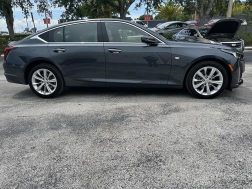 2022 Cadillac CT5 Premium Luxury